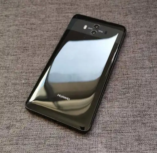 华为mate10参数配置(华为mate10还值得买吗)