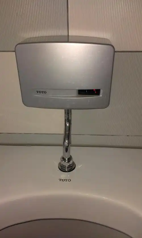 小便感应器是什么原理