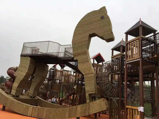 儿童公园是璧山区设儿童游玩为主题的公园.