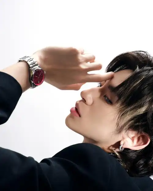 小鬼王琳凯超话@小鬼-王琳凯打破时间,不惧速度,炙热与梦想在此刻碰撞