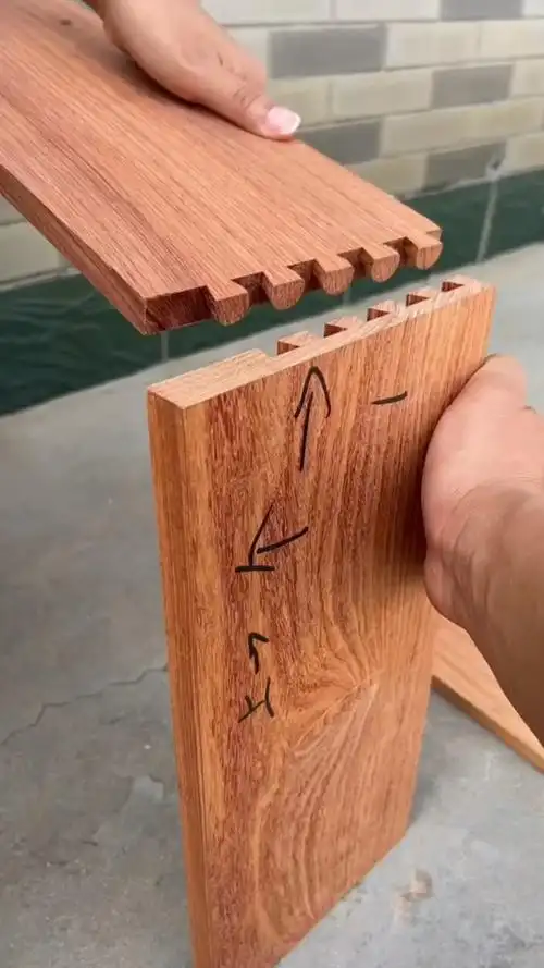 榫卯#抽屉燕尾榫连接,不用一钉一铁,严丝合缝.-度小视
