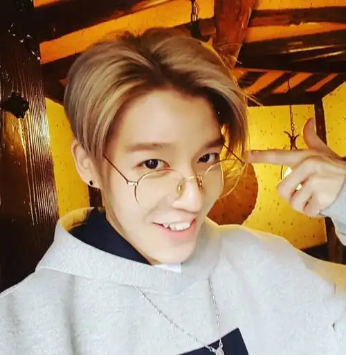 姜成勋gif水晶男孩gif娱乐圈gif