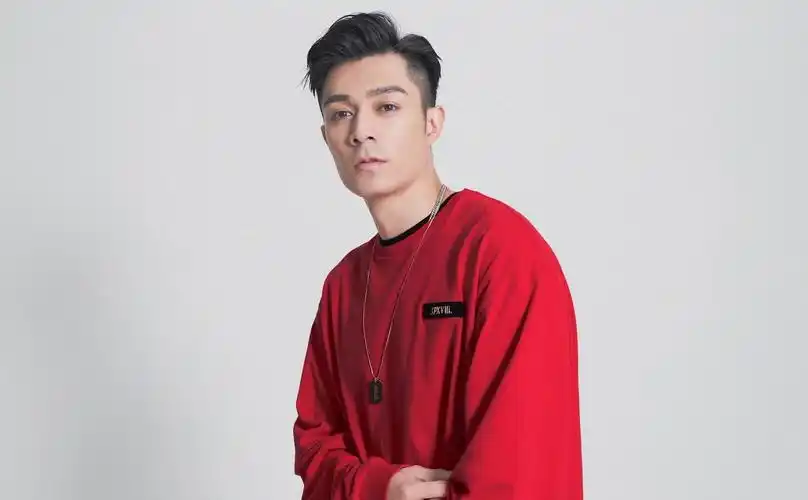 周柏豪真实就是我的综艺感丨文娱幕后