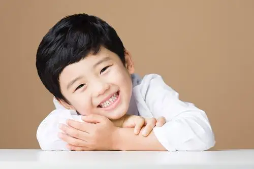 要不要教孩子善良?