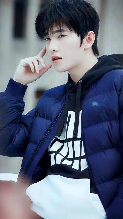 杨洋手控福利来袭手不是手是温柔的宇宙78杨洋