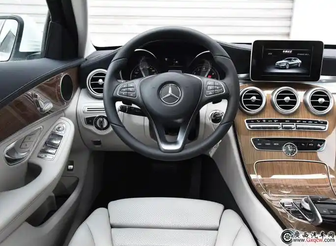 2016款奔驰c级图片_奔驰c级内饰图_64688_广西汽车网