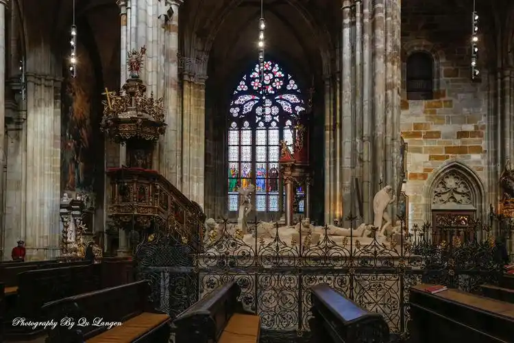 欧洲行(56)在布拉格城堡感受历史风华