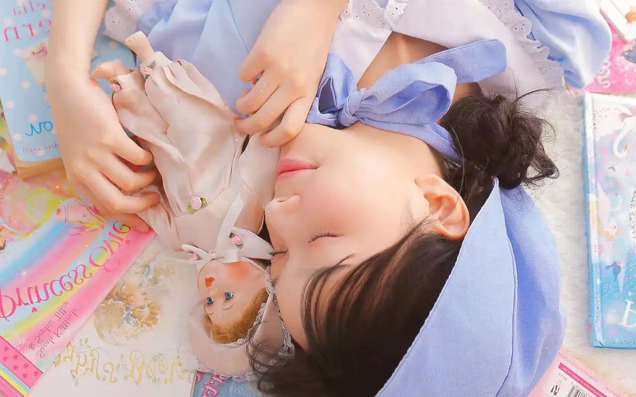 日系少女可爱唯美梦幻写真图片壁纸