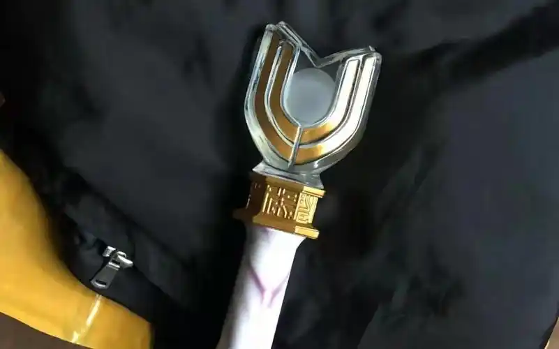 迪迦奥特曼水晶版神光棒到货开箱