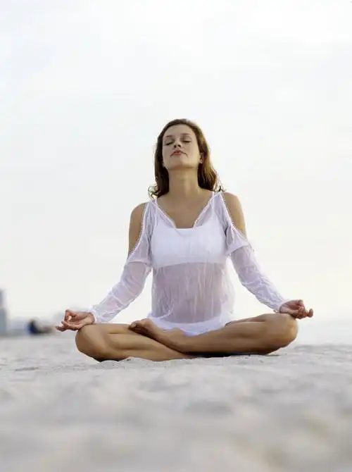 头发,竖图,室外,健康,放松,平衡,瑜珈,摄影,宁静,专心,练习,莲花坐式