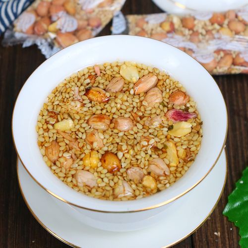 湖南安化水井井巷花生芝麻生姜盐茶大豆擂茶水果