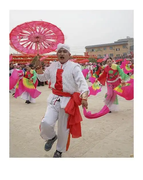 镜头里的陕北秧歌