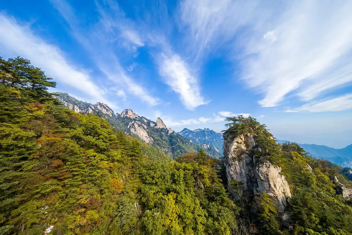 河南鲁山尧山晚秋景色迷人