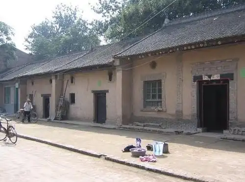 来看看满满的回忆80年代农村自建房现在大多数都不存了