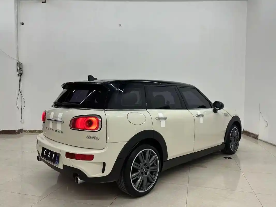 17年宝马mini 13.98 17年迷你mini cooper s 六门版 2.