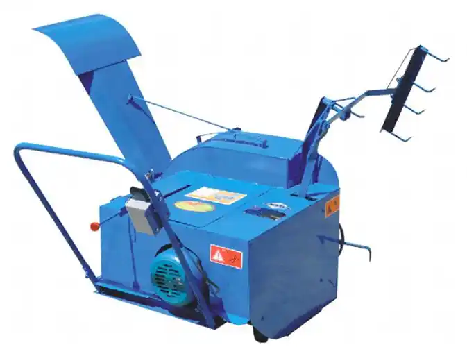 小型自走式拌料机