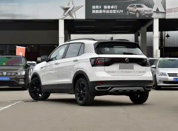 大众最新suv途铠:10万出头就能买大众suv(5)