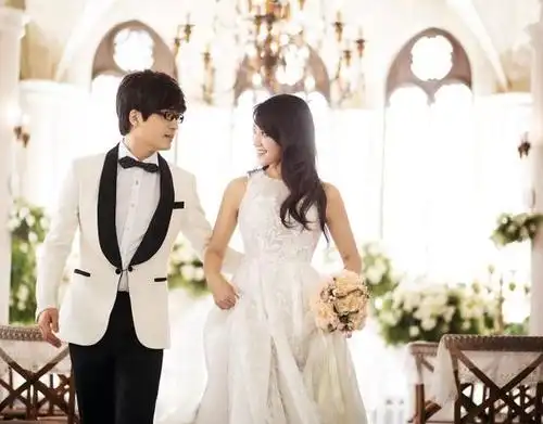 玖月奇迹浪漫婚纱照曝光 婚礼将于年内举行