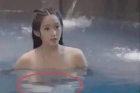 所有人都不喜欢看关晓彤以前的精修照片,想知道关晓彤到底长什么样