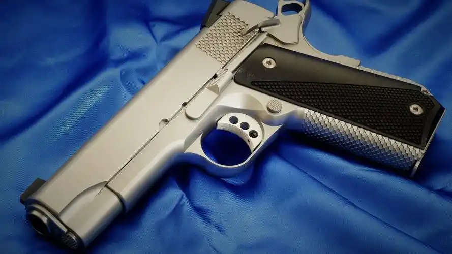 勃朗宁自动手枪手枪枪军事天地壁纸5