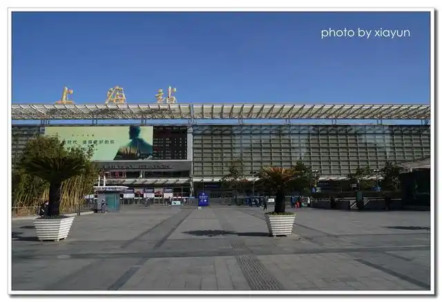 (夏云)春运第二天,上海火车站之空旷让人称奇|南广场|旅客_网易订阅