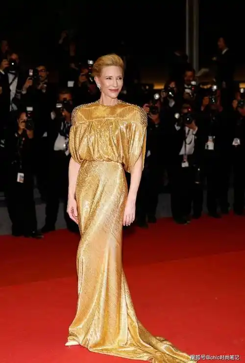 戛纳2024电影节上的女明星,大牌礼服云集,优雅而惊艳