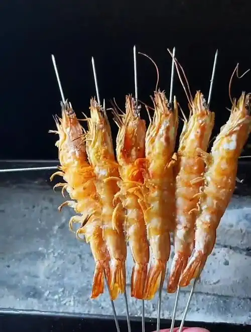 盐焗大虾 普通的菜不普通的做法 让你撸到爽~!