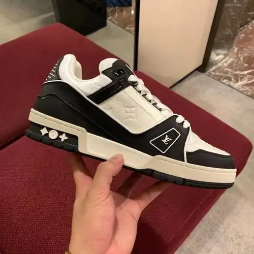 lvtrainer熊猫黑白配色太适合夏天了