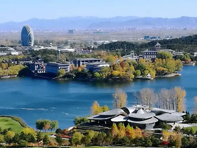 北京怀柔雁栖湖美景——西山步道