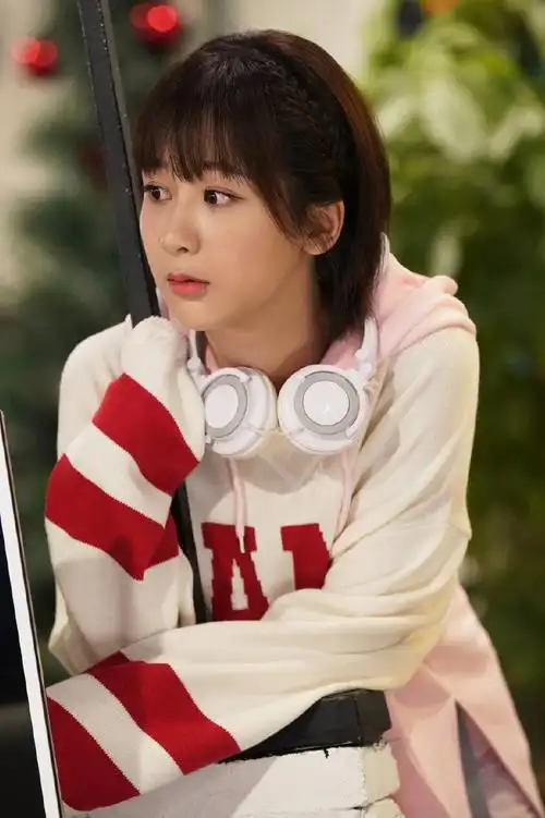 『亲爱的热爱的』佟年♀杨紫