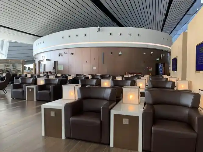 北京大兴东航p11休息室