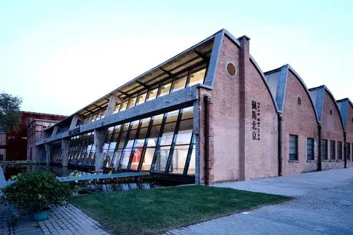 北京市朝阳区酒仙桥路4号院内陶瓷一街e02栋镜湖艺术区空间一层67