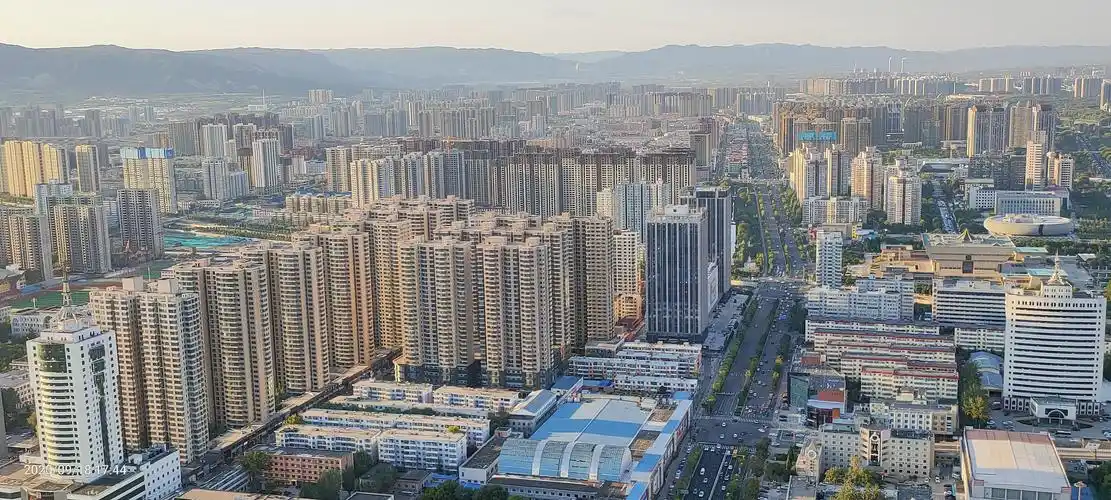 龙城建筑之光系列:俯瞰龙城