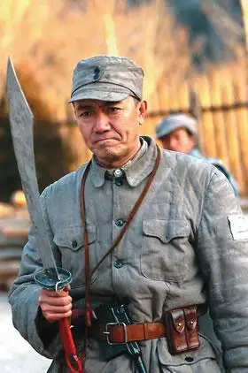 亮剑引起强烈反响正反纷说李云龙图