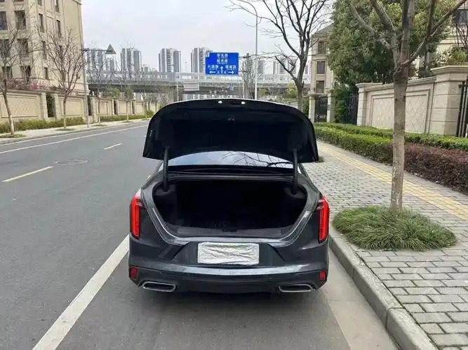 2021年凯迪拉克ct4 2.