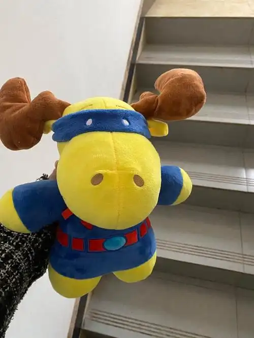 超级驼鹿玩偶超级驼鹿行动成龙历险记手办发声玩偶十二生肖石头小孩