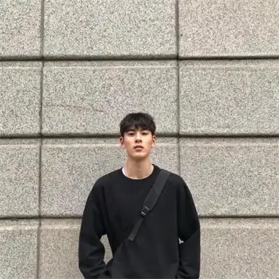 清爽帅气的干净大男孩潮男头像图片 ins风高级质感成熟男人头像_男生