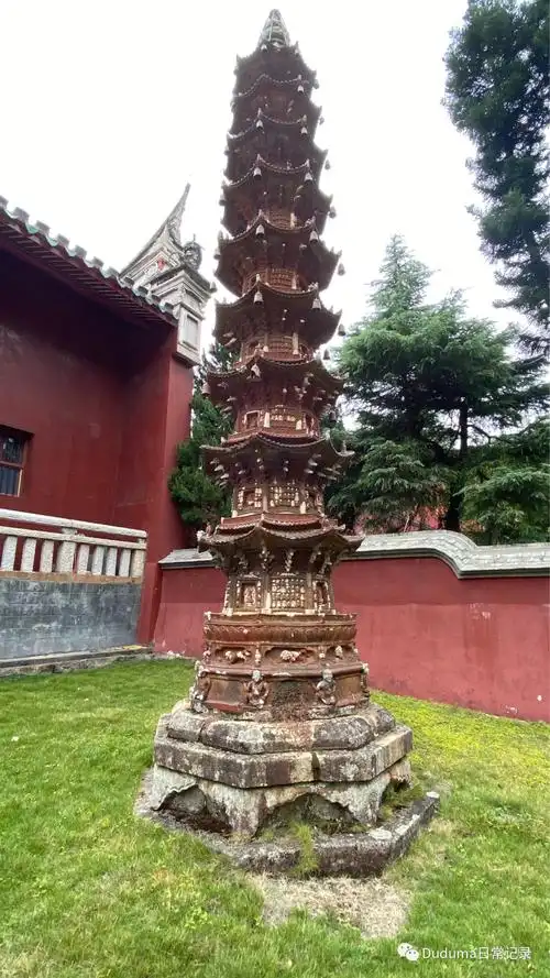 探鼓山岩洞:扣冰古佛寺～天镜岩～般若苑～慈云洞慈航洞～灵源洞