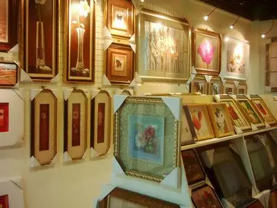 4款装饰画店面装修效果图 装饰画旗舰店室内店面布置设计图