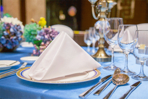 【西餐宴会摆台】