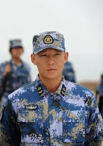 《火蓝刀锋》再登央视 白微归来网友百感交集