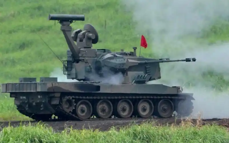 【陆上自卫队】87式自行高炮35mm机炮水平射击