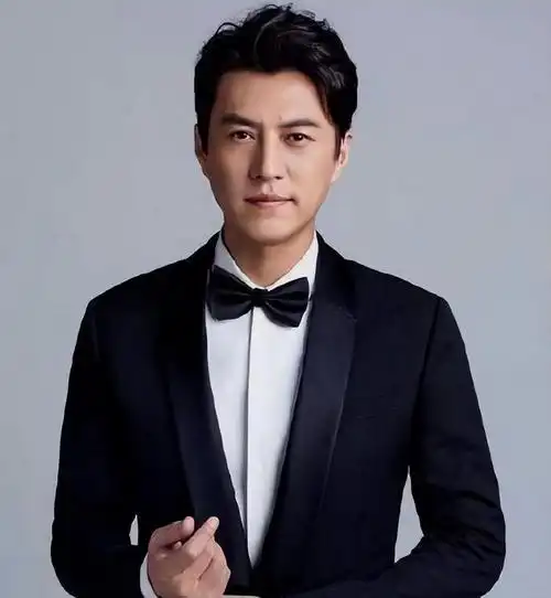 全世界最帅的几位男明星(长得英俊却没有)(29)