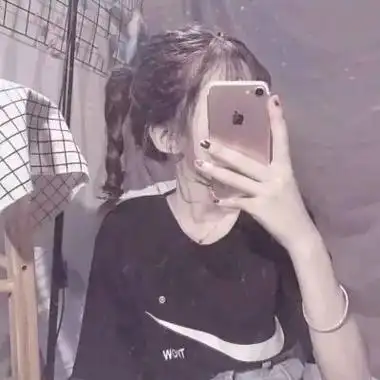 拿手机的女生头像手机控遮脸