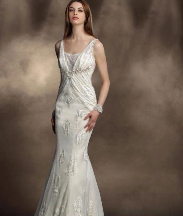 十二星座的梦幻婚纱:简约唯美的水瓶座婚纱