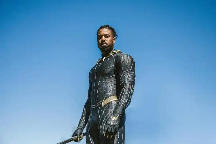 瓦坎达:大气磅礴的矛盾之美