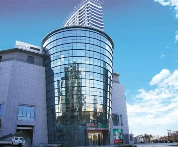 威海九龙城购物休闲广场