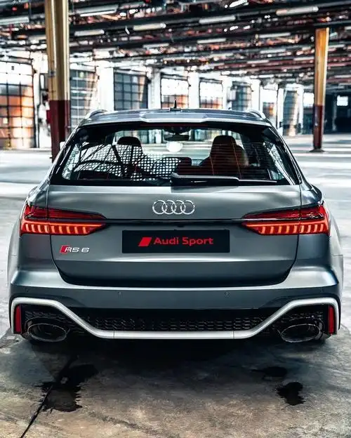 【图】奥迪rs6运动感十足,外观又霸气_奥迪rs论坛_汽车之家论坛