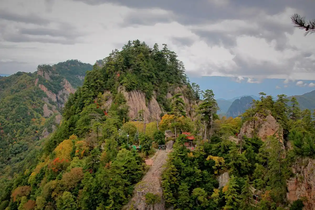 甘肃省天水市麦积区石门山