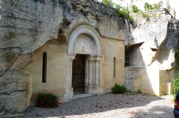 (转)在chacirc;teau ausone(奥松酒庄)实习的日子 红酒简单的酿造过程